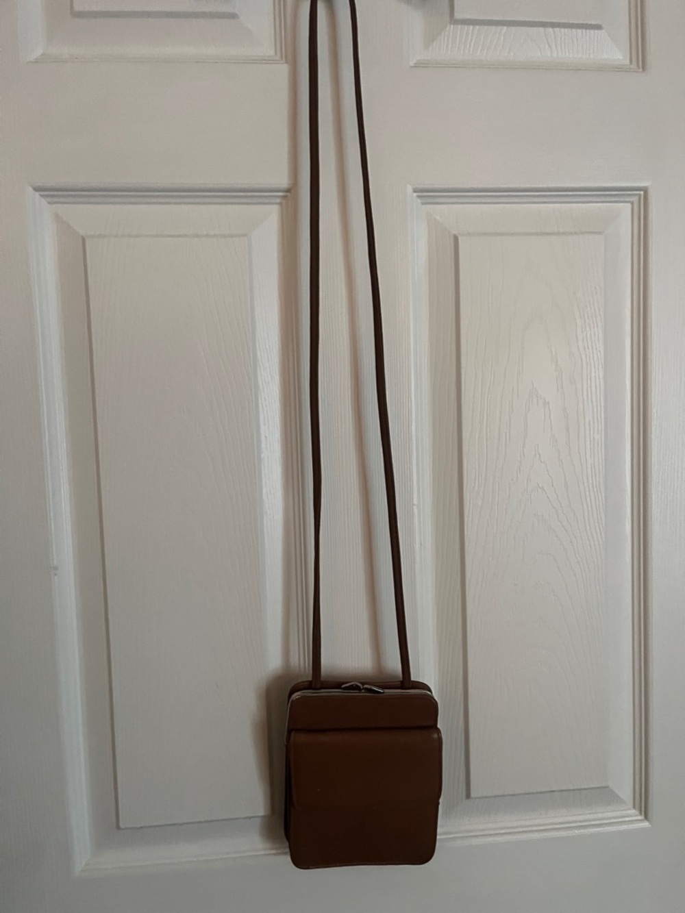 Classic Brown Leather Crossbody Bag for woman